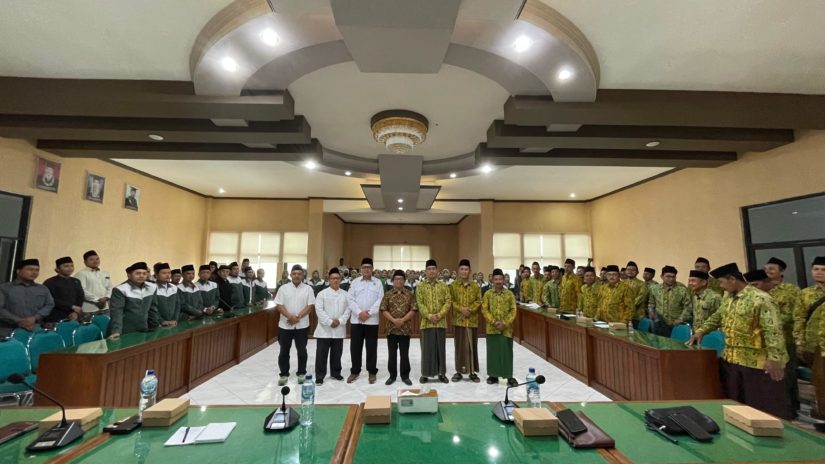 Rapat Koordinasi Asatidz Madrasah Diniyah UIN Sayyid Ali Rahmatullah Tulungagung Semester Genap Tahun Akademik 2024/2025